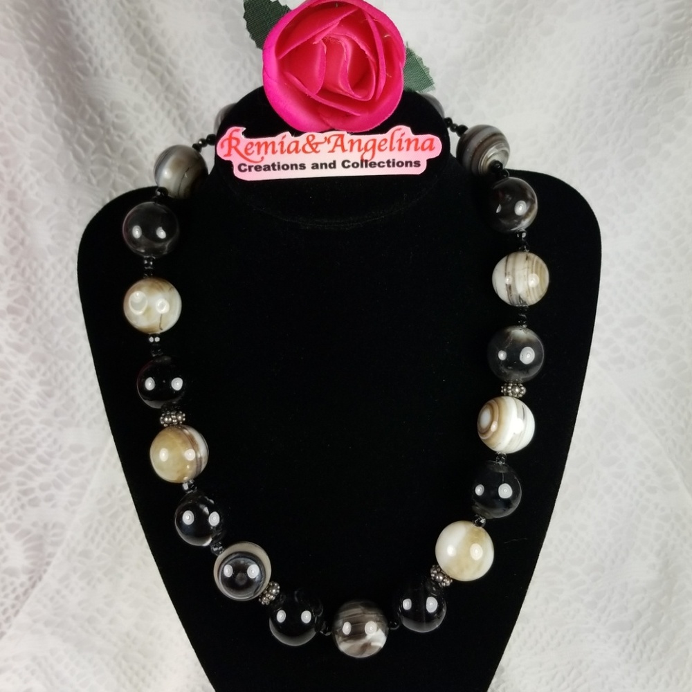 Handmade Agate Sterling Silver Necklace